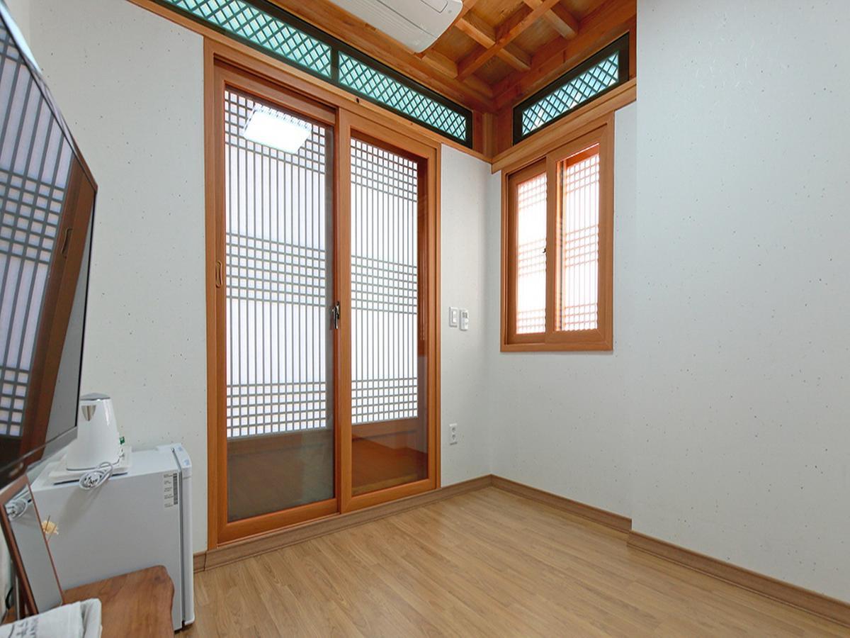 Cheonggong Hanok Stay Gyeongju Exteriör bild