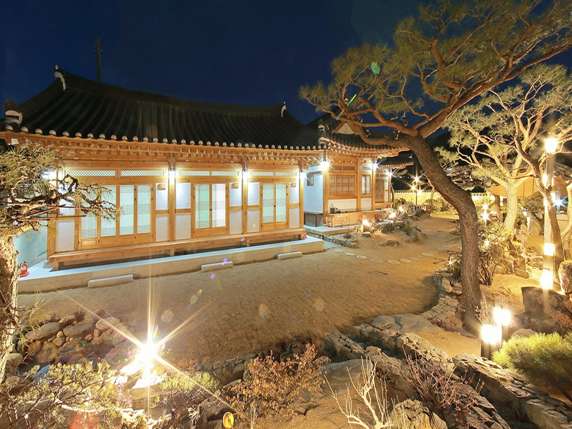 Cheonggong Hanok Stay Gyeongju Exteriör bild